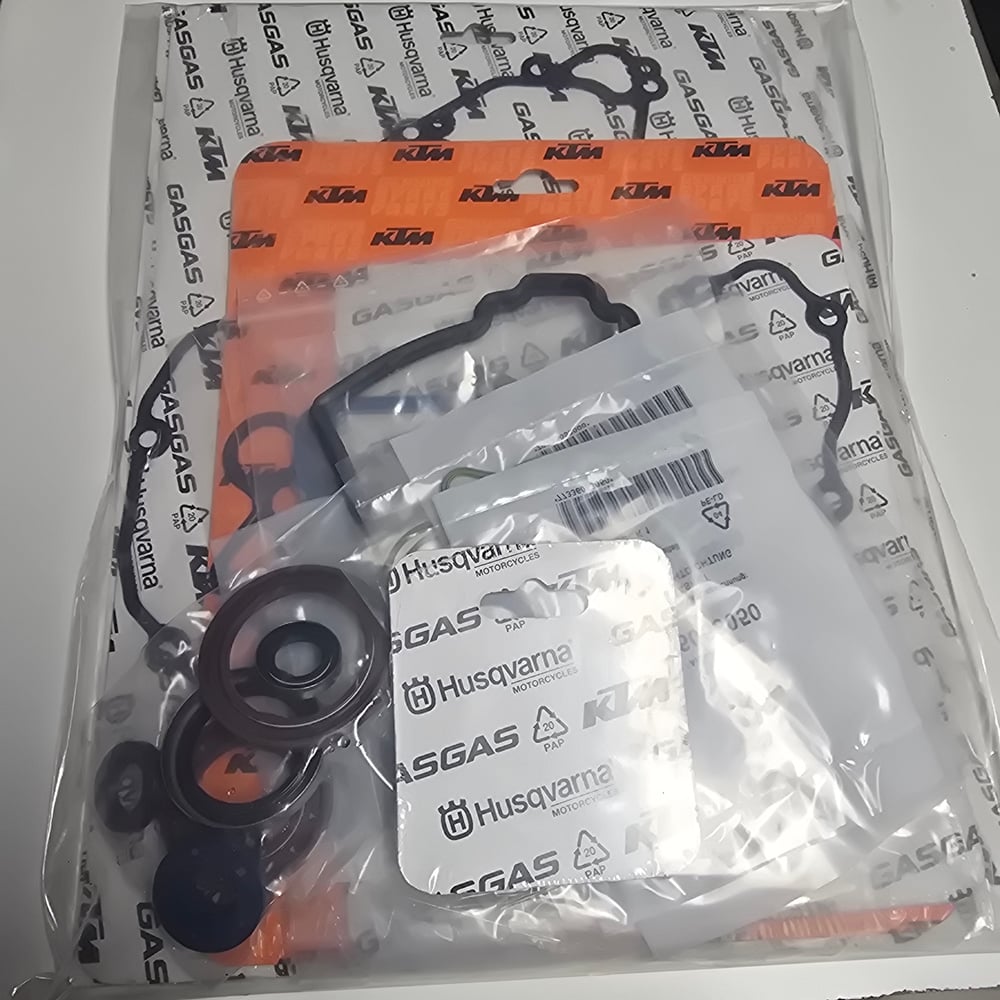 Engine Gasket Kit for KTM 350 EXC-F & Husqvarna FE 350 2017-2019 - 79030099000