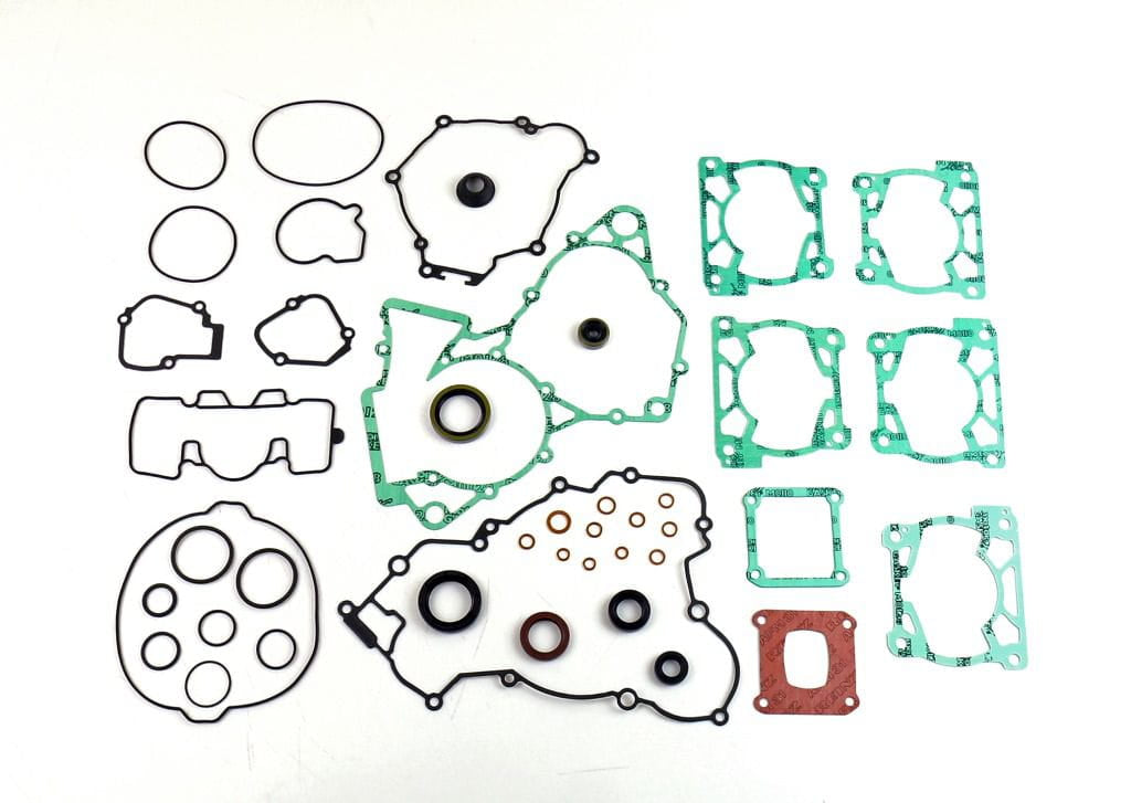 ATHENA Complete Engine Gasket and Seal Kit KTM SX 125 '16-'22, SX 150 '16-'22, EXC 150 '20-'23, HUSQVARNA TC 125 '16-'22, TE 150 '16-'23, GAS GAS MC 125 '21-'23
